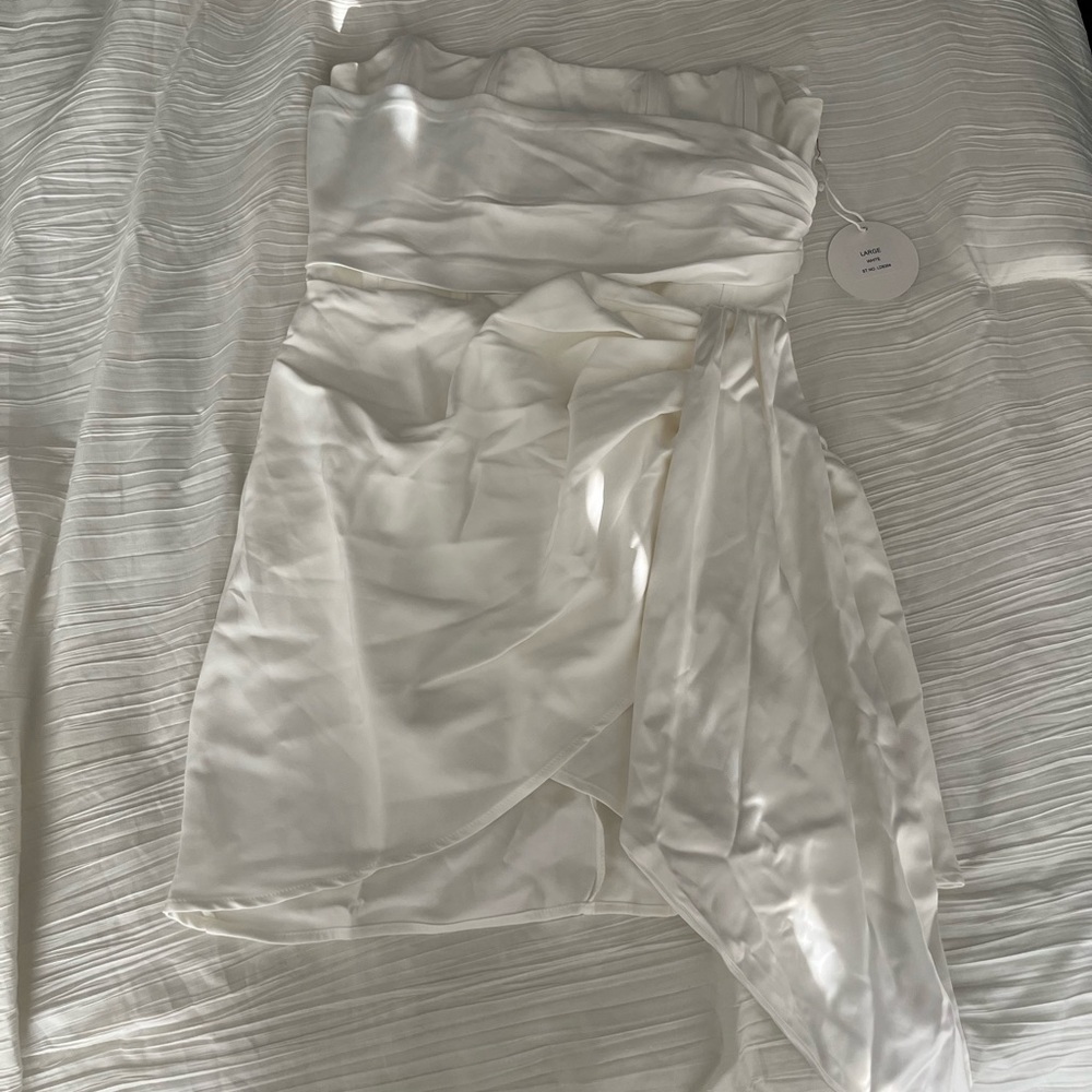White strapless dress. New with tags